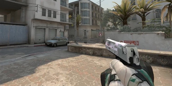 CSGO沙鹰新皮肤可交易第一天，价格飙到了5000